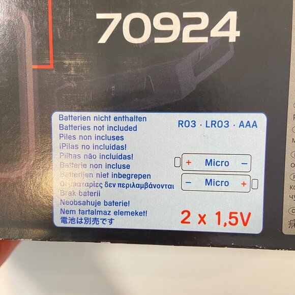 Playmobil Knight Rider K.I.T.T. 70924 53-Piece Set With Figures & Accessories Fo - Picture 9 of 11